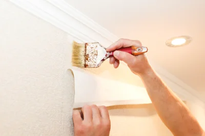 Pose de papier peint à Carcheto-Brustico — revêtements muraux et toiles de verre